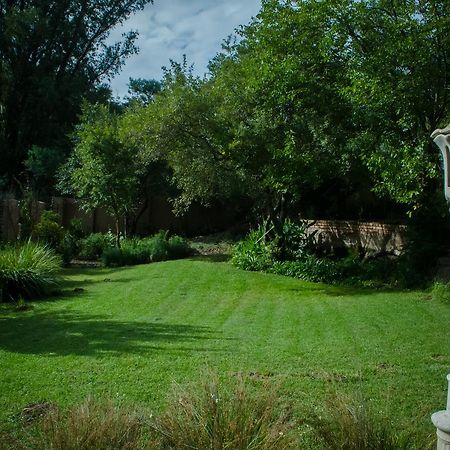 The Rivonia River Lodge Johannesburg Exteriör bild