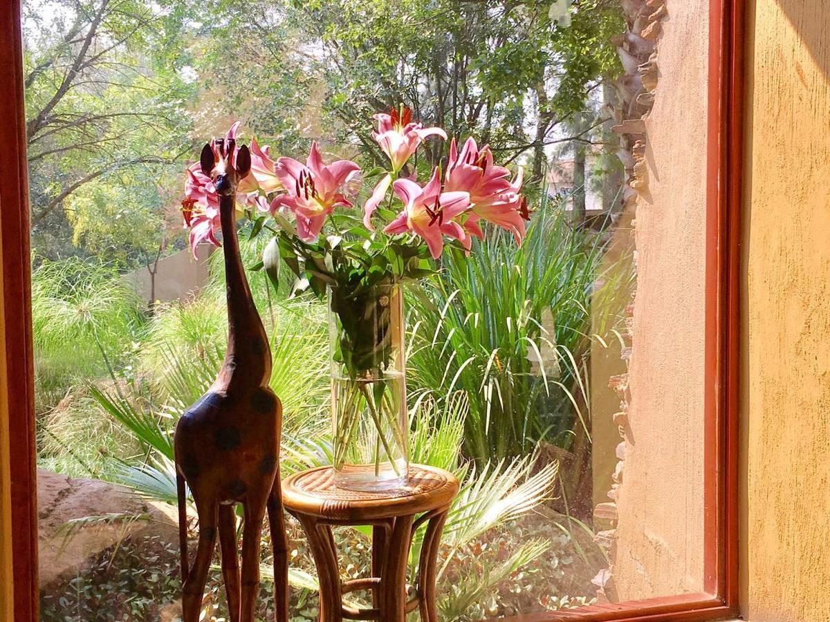 The Rivonia River Lodge Johannesburg Exteriör bild